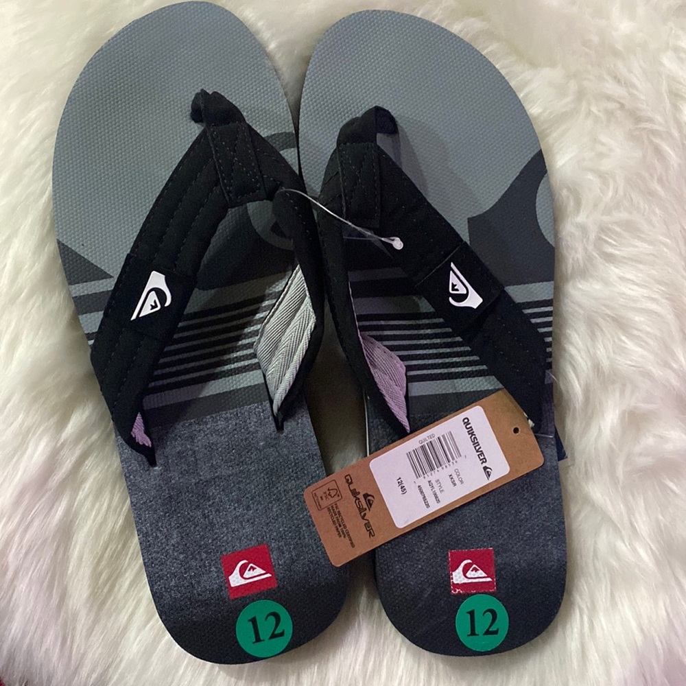 Quick Silver flip flops